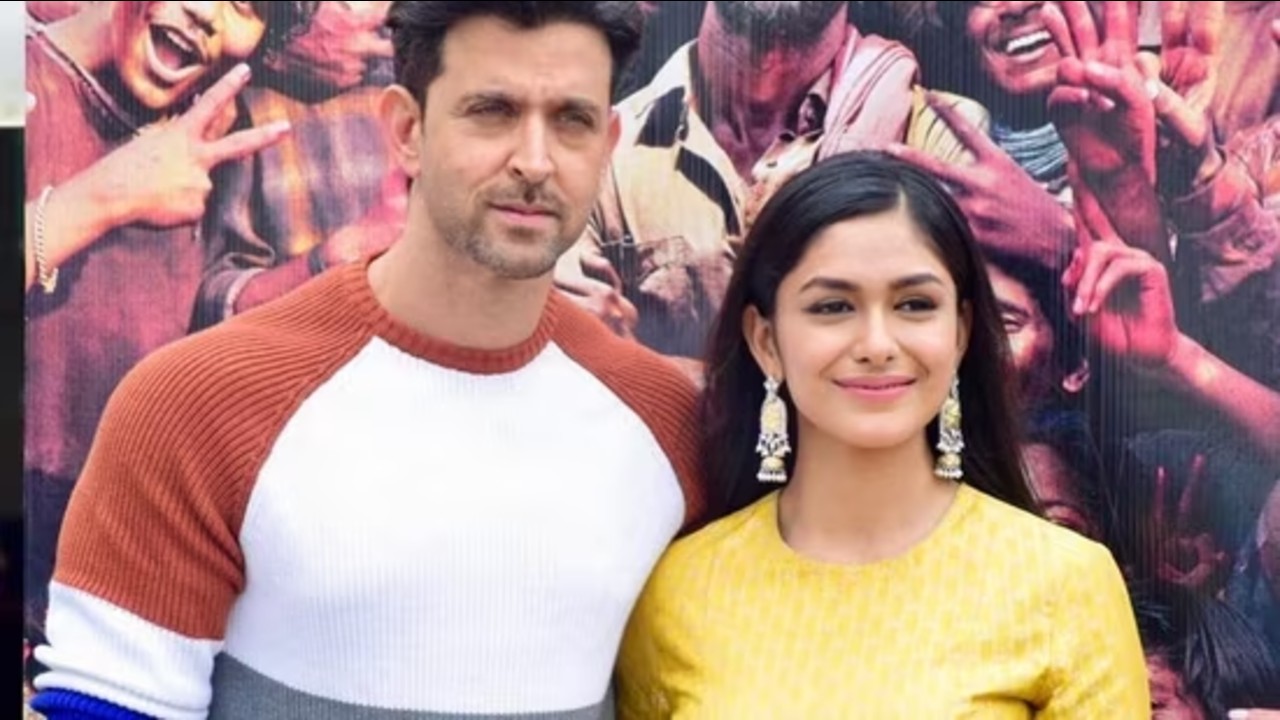 मृणाल ठाकुर का खुलासा: स्कैंडिनेवियन एक्स बॉयफ्रेंड Hrithik Roshan के साथ उनके काम को लेकर असुरक्षित महसूस करता था