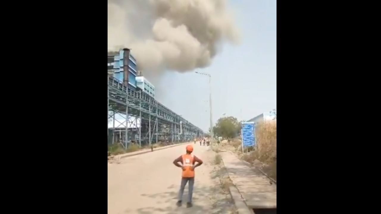 वेदांता प्लांट ब्लास्ट में 17 मजदूरों की मौत, विपक्ष का हमला—‘हादसा नहीं हत्या’, सुरक्षा लापरवाही पर उठे गंभीर सवाल