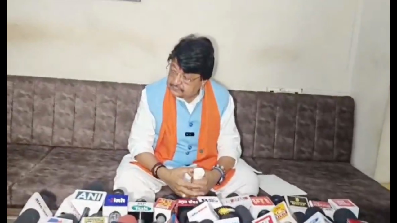 बंगाल में BJP की जीत पर भावुक हुए कैलाश विजयवर्गीय, इंदौर में रो पड़े; कहा- ‘यह देश के लिए बड़ी जीत’
